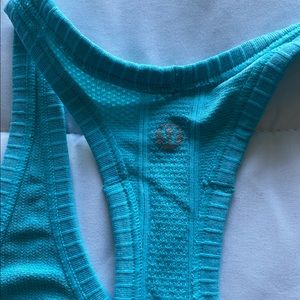 Lululemon swiftly tech tank top size 8 blue